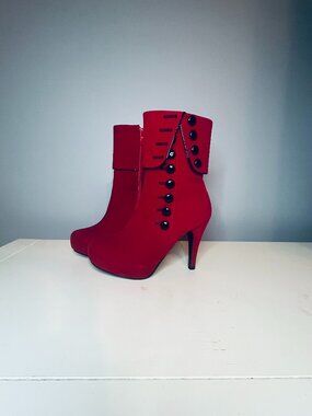 Crape Myrtle Red Victorian-Style Button Ankle Boots - Stiletto Heel - Size 37 (U